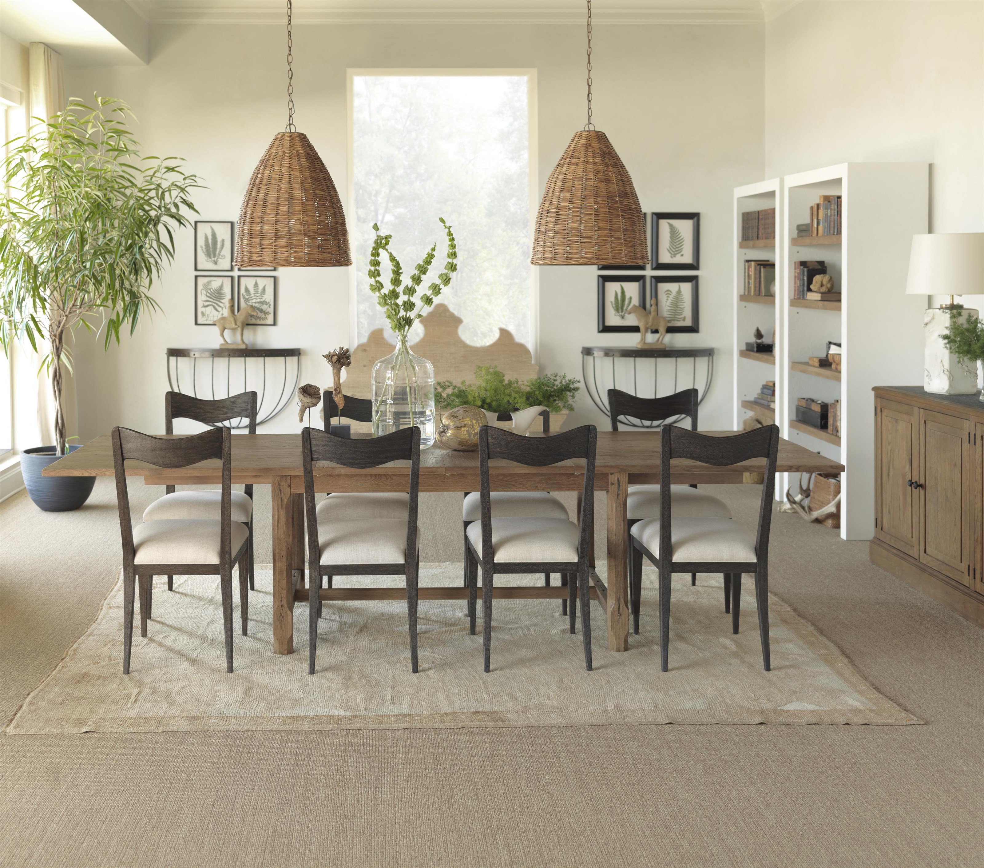 Woodbridge Lauren Liess 578600429 Silhouette chair Belfort Furniture